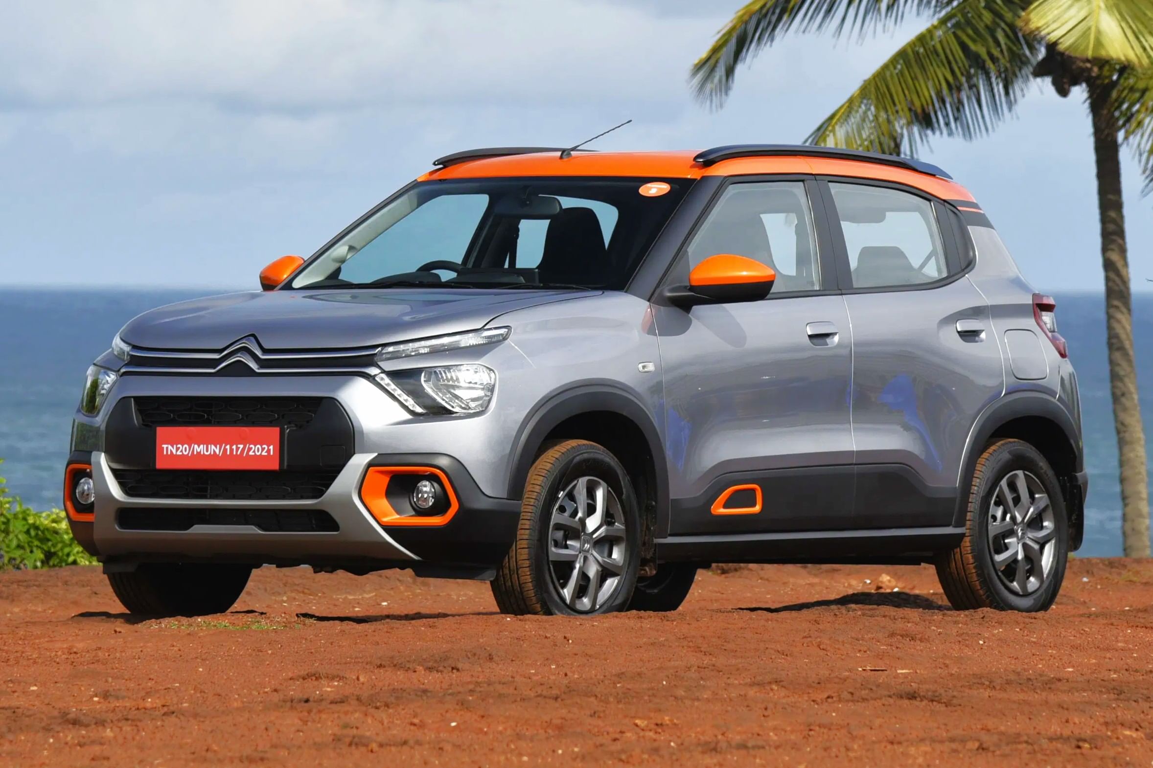 2025 citroen c3 on beach 
