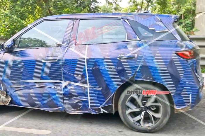 BYD Atto 2 rear quarter glass spied on test in India