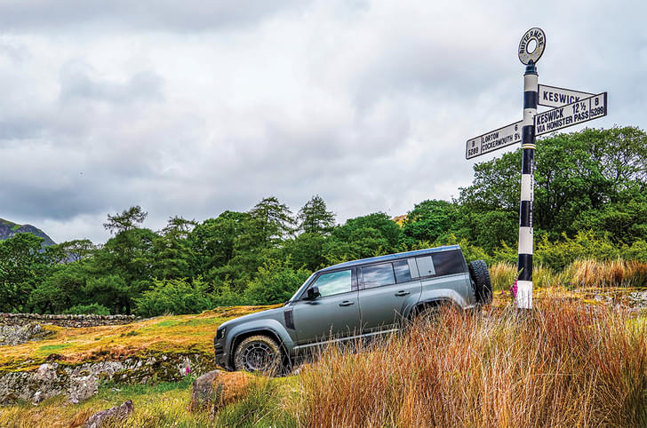 2025 land rover defender octa in field