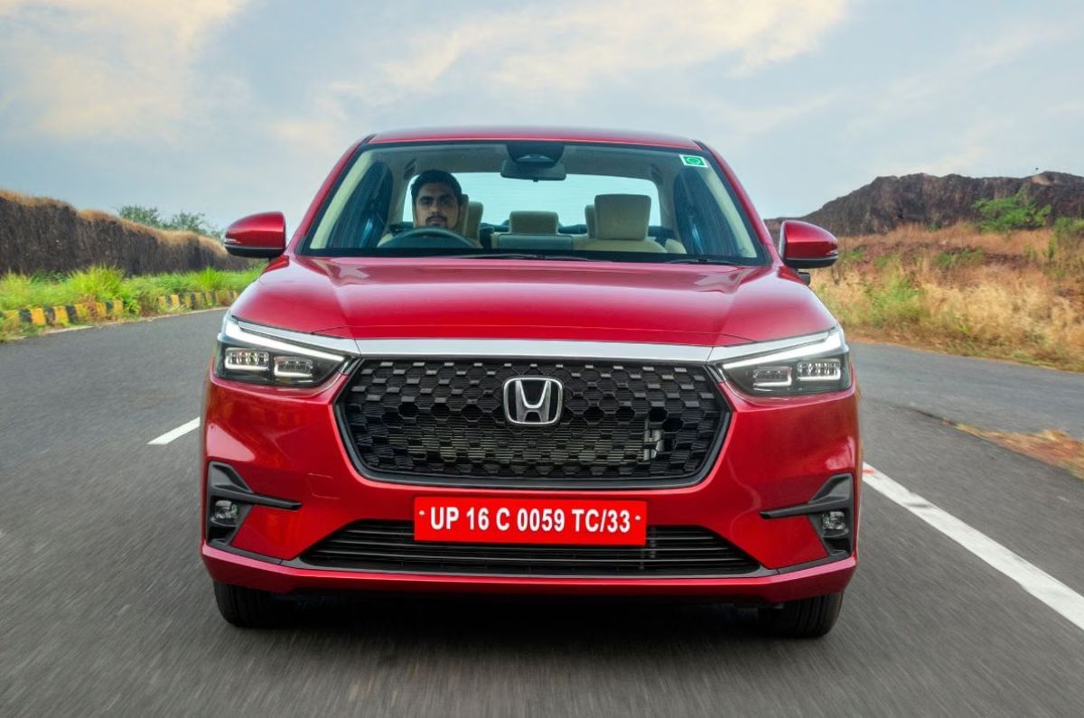 Honda Amaze front