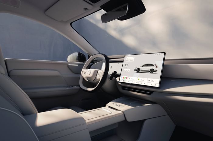 Volvo XC70 SUV interior  view