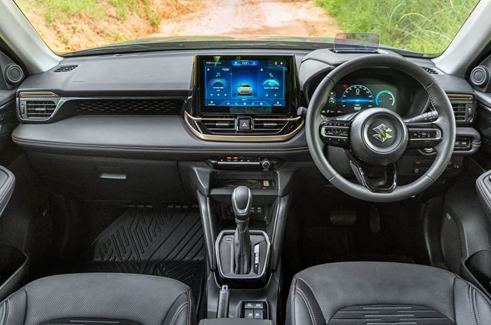 2025 maruti suzuki victoris in field