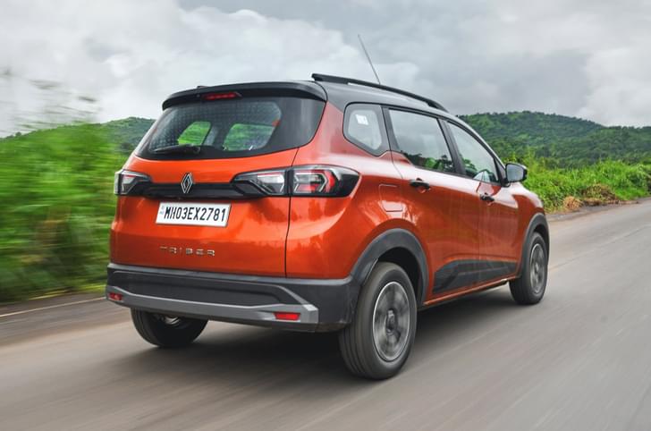 2025 Renault Triber rear right side driving on road