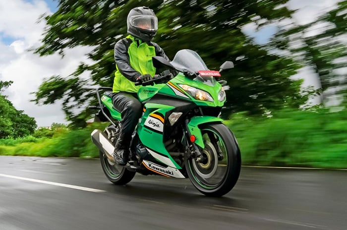 2025 Kawasaki Ninja 300 review: Old school, still cool? 2025 Kawasaki Ninja 300 review: Old school, still cool?