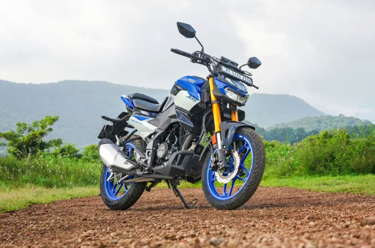 3 reasons to buy the Honda CB125 Hornet and 2 to skip it