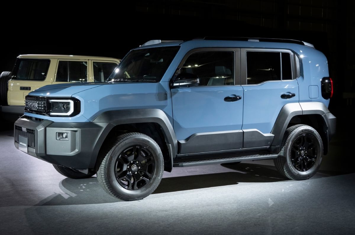 2025 Toyota Land Cruiser FJ front left side