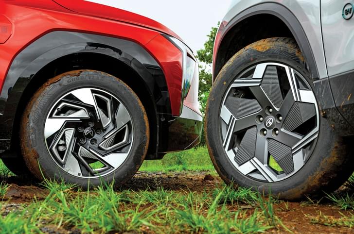 Tata Harrier EV vs Mahindra XEV 9e alloy wheels