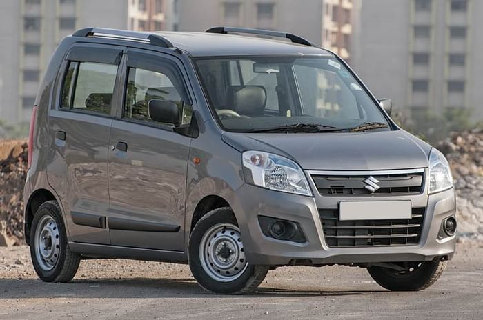 Upgrading tyres on a Maruti Suzuki Wagon R Upgrading tyres on a Maruti Suzuki Wagon R