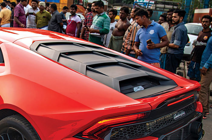 Southern Comfort: A Lamborghini Huracán Evo in Kozhikode