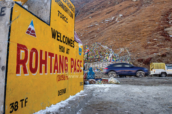 Atal Tunnel vs Rohtang Pass in an Audi Q8