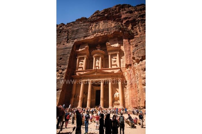 Feature: A lap of Jordan in a Mercedes Benz E Class 