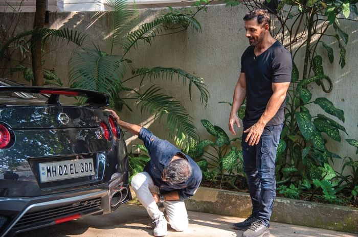 From part to art, John Abraham’s automobile art