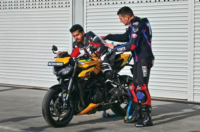 California Superbike School experience aboard a KTM RC 390