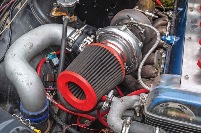 Driving a 2JZ-powered Mercedes 190: Dragon heart