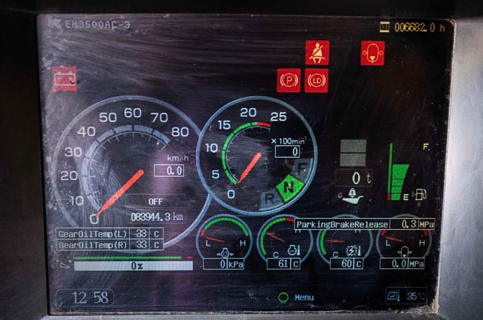Driving a hybrid V16 mine truck: How to move a mountain