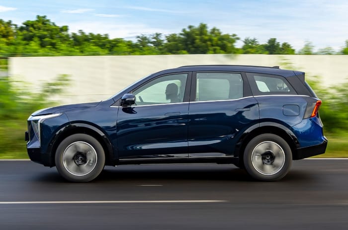 महिंद्रा XEV 9S बनाम प्रतिद्वंद्वियों: विशिष्टता, कीमत, बैटरी, रेंज की तुलना