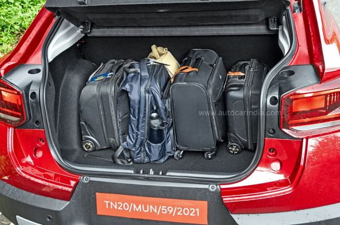 Citroen Basalt X boot