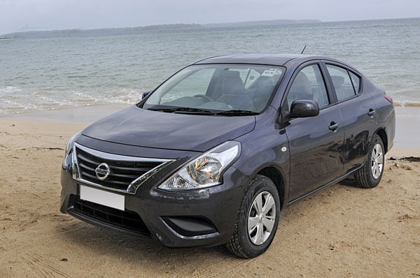Maintenance on a Nissan Sunny