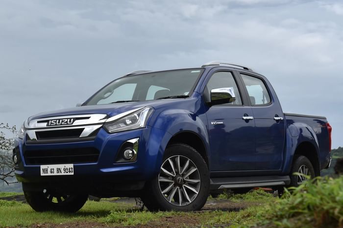 All ladder-frame SUVs and MPV under Rs 50 lakh