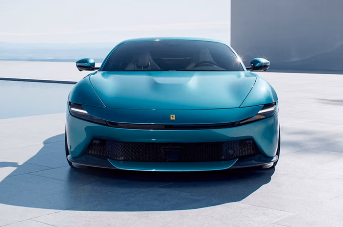 Ferrari Amalfi front Ferrari Amalfi front