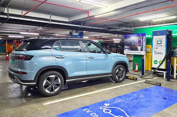 Hyundai Creta Electric charging