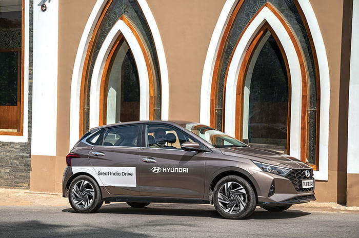 Hyundai i20 - Moments and movements in Malabar