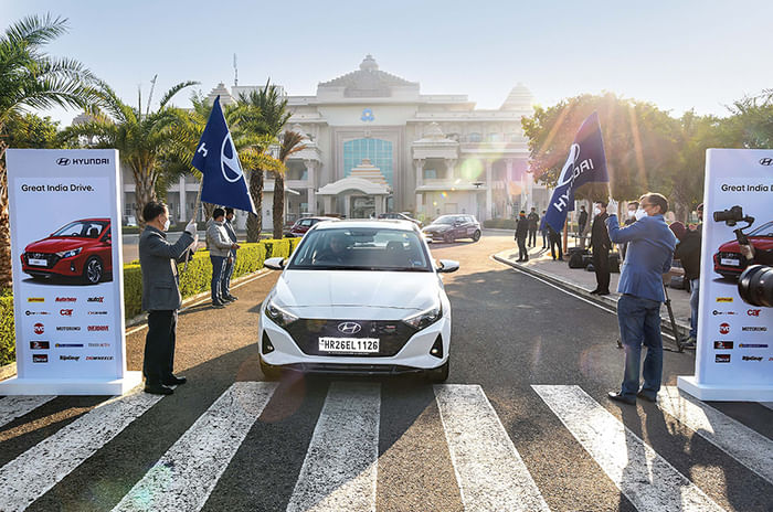 Hyundai i20 - Moments and movements in Malabar