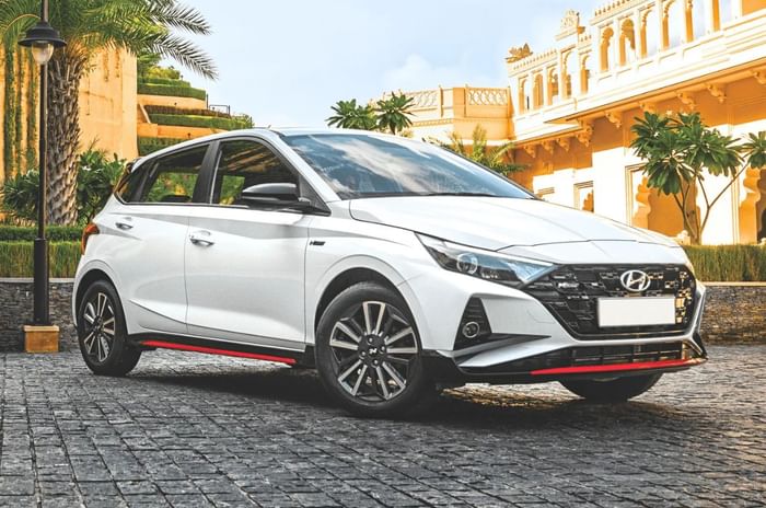 10 cheapest cars with a sunroof under Rs 10 lakh