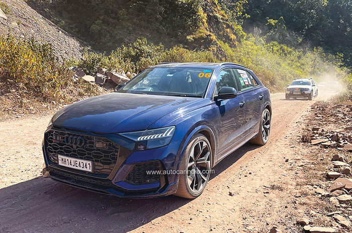 D&#233;j&#224; Vu: Nazir Hoosein Memorial Drive