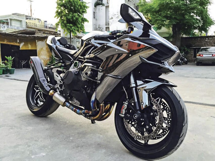 Me and My Cars: Cyres Mehta