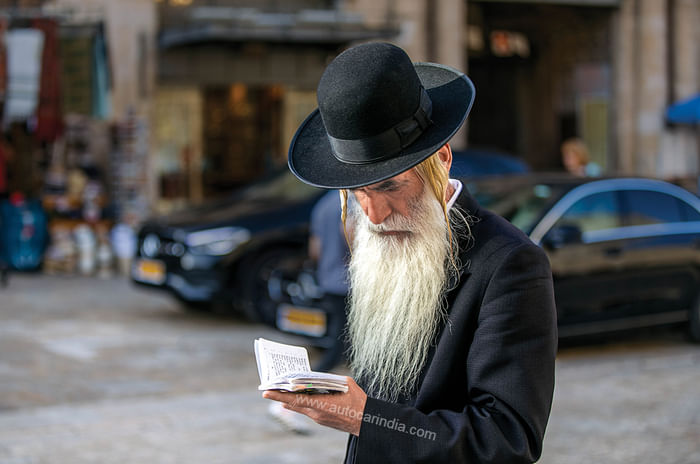 Feature: 2 Mercs, 3 seas, 7 days – a road trip across Israel