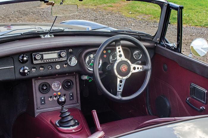 MG Live interiors