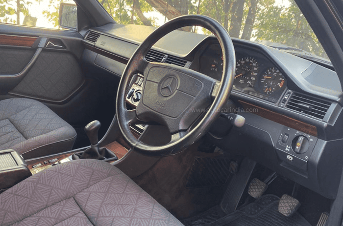 Mercedes E Class W124 interior