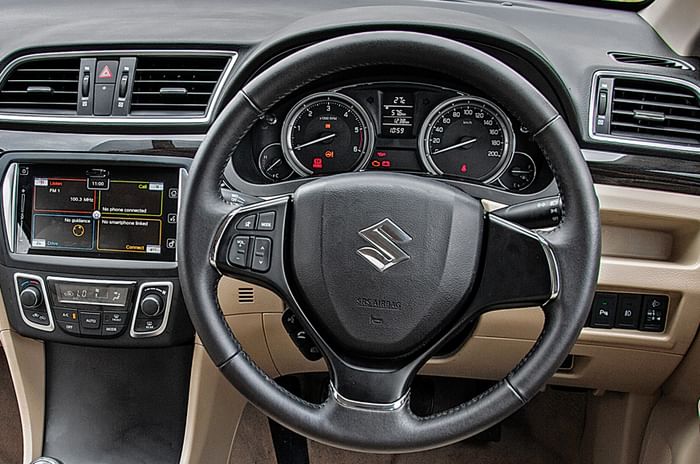 Pre-facelift Maruti Suzuki Ciaz steering Pre-facelift Maruti Suzuki Ciaz steering