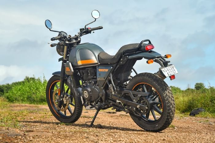 Top 3 reasons to buy the Royal Enfield Scram 440 and 2 to skip it