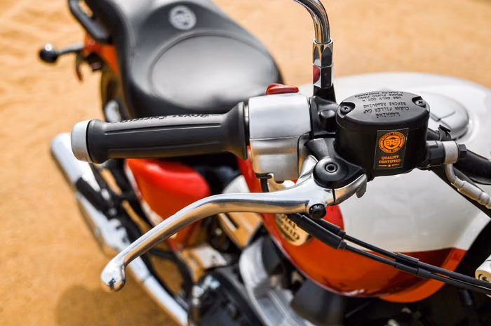 Royal Enfield Super Meteor 650 front brake lever Royal Enfield Super Meteor 650 front brake lever