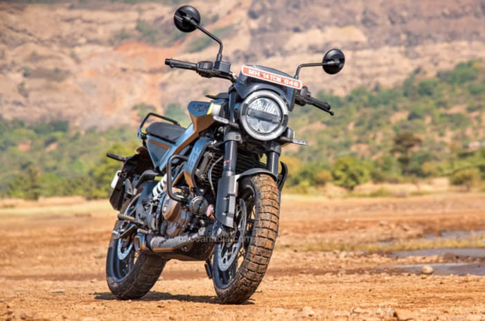 Top 5 bikes between Rs 2 and 3 lakh with highest power-to-weight ratio