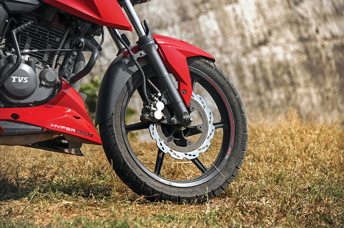 Upgrading the tyres and engine oil on a TVS Apache RTR 160 4V Upgrading the tyres and engine oil on a TVS Apache RTR 160 4V