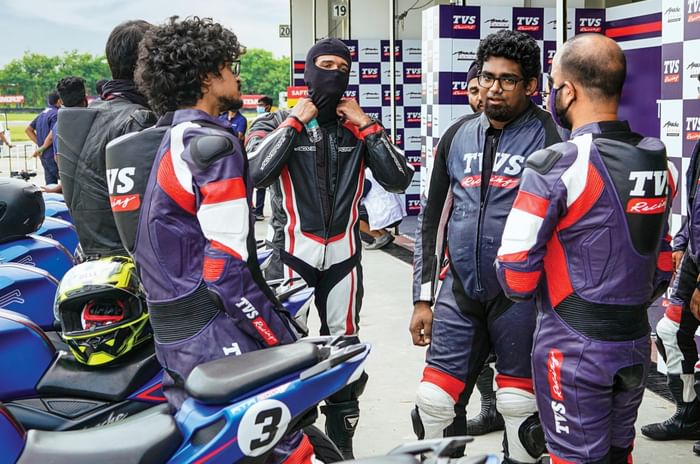 Lights Out! - 2021 TVS Young Media Racer programme Race 1 feature