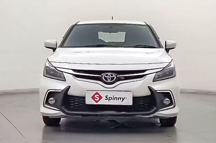Toyota Glanza front