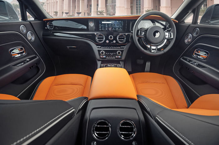 Rolls Royce Spectre: A close look 