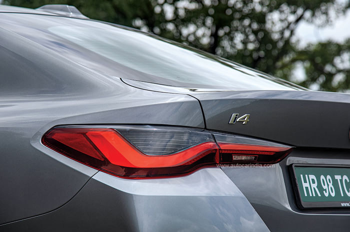 BMW i4 vs M340i comparison: An eye for an i