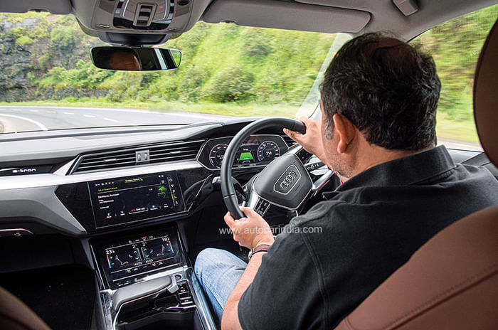 Formula E: Audi e-tron Vs Rajdhani