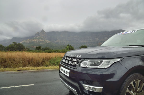 Mobil 1 Great car great road: Range Rover Sport