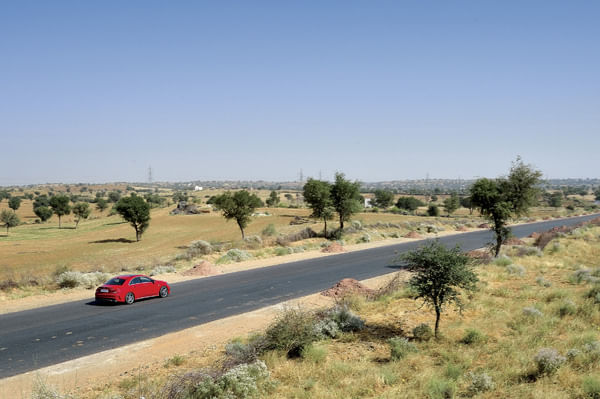 Mobil 1 Great car great road: Mercedes CLA 45 AMG