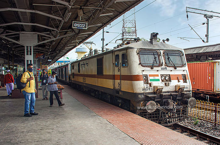 Formula E: Audi e-tron Vs Rajdhani