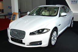 Face-lift Jaguar XF 