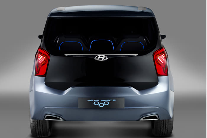 Hyundai Hexa Space pics