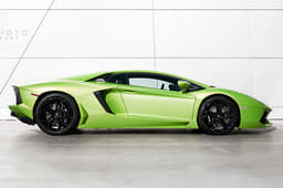 Image Source: http://jordanshiraki.com/verde-ithaca-aventador/