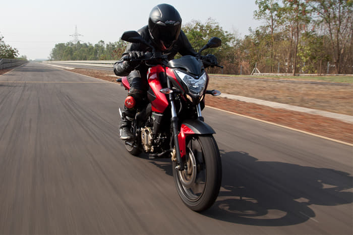 New Bajaj Pulsar 200NS Gallery